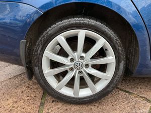 Volkswagen Golf 1.6 TDI S 105PS 5DR - Image 4