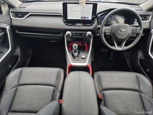 Toyota RAV4 ** ADVENTURE MODEL ** HUGE SPEC ** TRI - Image 2