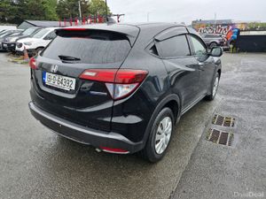 2015 Honda Vezel 1.5L Hybrid Low Miles Fresh Nct - Image 4