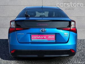 Toyota Prius A Premium Touringselection 4WD - Image 4