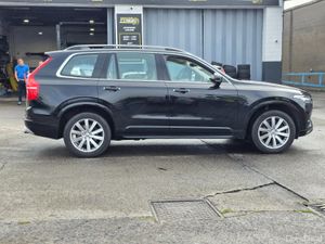 Volvo XC90 2.0 AWD Momentum - Image 3