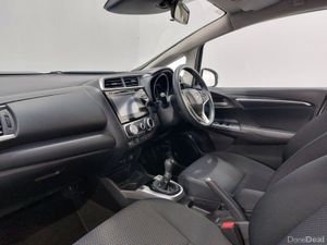 Honda Jazz 1.3 i-VTEC SE 5dr - Image 3
