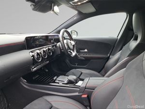 Mercedes-Benz A-Class A180 STYLE AMG-LINE - Image 4