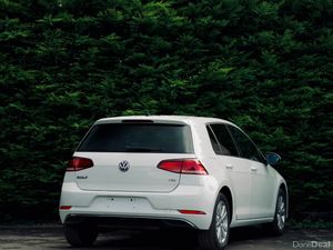 Volkswagen Golf Comfortline 2018 |Efficient Hatchb - Image 2