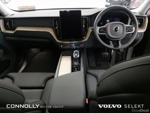 Volvo XC60 T6 AWD PHEV Plus Dark - Image 4