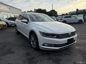 Volkswagen Passat 181 // PAN ROOF // TOP SPEC - Image 3