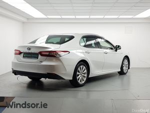 Toyota Camry 2.5 Camry Hybrid - Image 2
