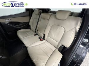 Hyundai Santa Fe 4WD Executive, 7 SEATS, Manual - Image 4