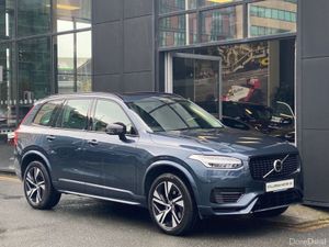 Volvo XC90 T8 Dark Plus Recharge AWD Auto (PHEV) - Image 3