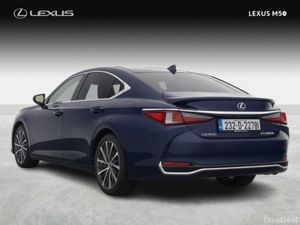 Lexus ES Dynamic - Image 2
