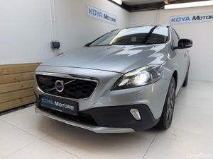 Volvo V40 2.0 D4 CROSS COUNTRY SE LUXURY DIESEL 19 - Image 4