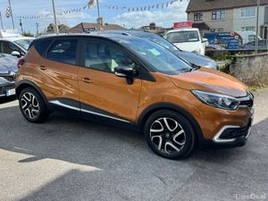 Renault Captur low mileage petrol - Image 2