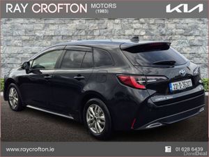 Toyota Corolla 1.8 Hybrid Luna - Image 4
