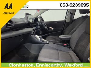 Toyota Yaris 2023 1.5 HYBRID LUNA AUTOMATIC - Image 4