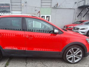 2014 Volkswagen Polo Manual - Image 4