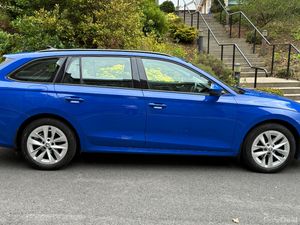 Skoda Octavia 2023 ESTATE 2.0 TDI FULL SERVICE HIS - Image 2