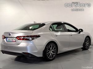 Toyota Camry 2.5 Hybrid Platinum Edition - Image 3