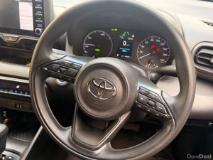 Toyota Yaris 2022 HYBRID SELF CHARGING - Image 4