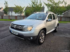 Dacia Duster 1.5 diesel . ( 1 owner from new )) - Image 2