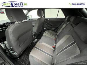 Volkswagen T-Roc High Spec 2.0 TDI Auto Black Styl - Image 4