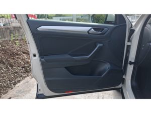 Volkswagen T-Roc SPECIAL EDITION 75 - VERY LOW MIL - Image 3