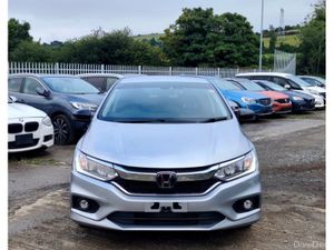 Honda Grace 1.5L Petrol HYBRID EXHONDA SENSING - L - Image 2