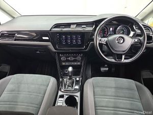 Volkswagen Touran TSI Highline DSG - Image 4