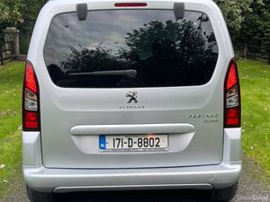 17 Peugeot Partner Tepee Very Low Mileage - Image 4