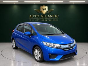 ❁ Honda Fit Hybrid ❁ Immaculate low mileage ❁ - Image 3
