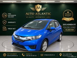 ❁ Honda Fit Hybrid ❁ Immaculate low mileage ❁ - Image 2