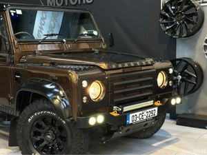 LAND ROVER DEFENDER 90 HARD TOP 2.5 - Image 3