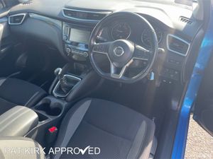 Nissan Qashqai 1.5 dCi 115 Acenta Premium 5dr - Image 4