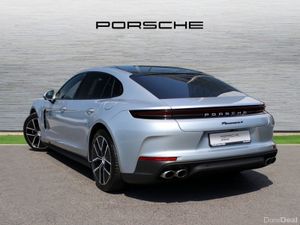 Porsche Panamera 4 E-Hybrid Executive - Image 3
