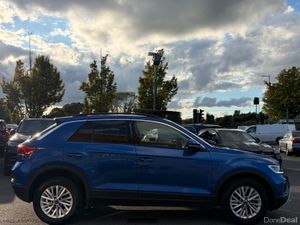 2023 Volkswagen T-Roc Life 1.0 Petrol - Image 4