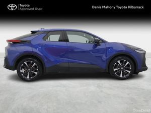 Toyota C-HR Hybrid Sport - Image 3