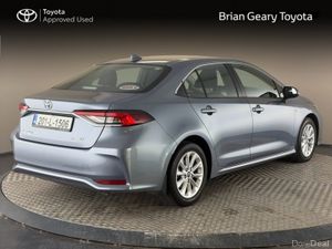 Toyota Corolla HYBRID LUNA SAL - Image 2