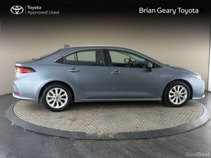 Toyota Corolla HYBRID LUNA SAL - Image 3