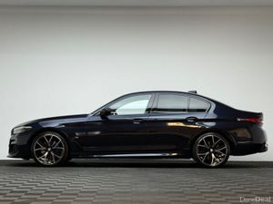 BMW 5-Series 520D M SPORT - Image 4