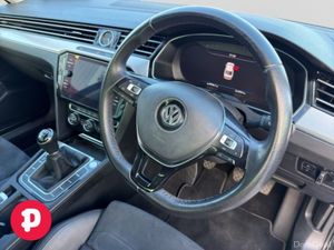Volkswagen Passat HL 2.0TDI 150HP - Straight Sale - Image 2