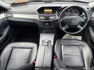 2012 MERCEDES E200 CDI AMG STYLE AUTO - Image 2