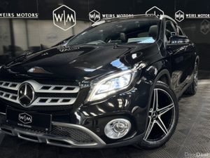 Mercedes-Benz GLA GLA180 SUNROOF AMG ALLOYS AUTOMA - Image 3