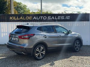 2018 Nissan Qashqai SV Premium 1.2P Manual - Image 4