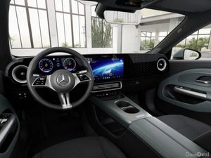 Mercedes-Benz CLA CLA 180 SALOON PROGRESSIVE LINE - Image 2