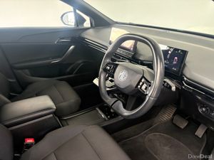 MG MG4 Excite LR 64Kwh 2023 - Image 2