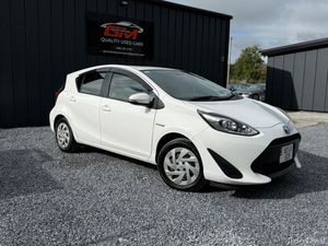 2018 Toyota Aqua 1.5 Hibrid Automatic - Image 2