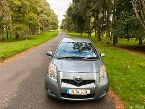 Toyota Yaris 2010 1.0 - Image 2