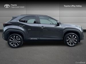 Toyota Yaris Cross YARIS CROSS LUNA SPORT - Image 3