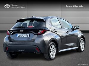 Toyota Yaris Yaris Hybrid 115 Luna - Image 2