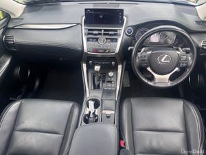 LEXUS NX300h EXECUTIVE HYBRID SUNROOF - Image 3