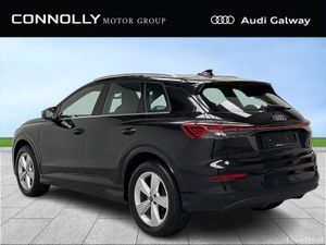 Audi Q4 e-tron €620 p/m E-TRON PERFORMANCE ADVANCE - Image 3